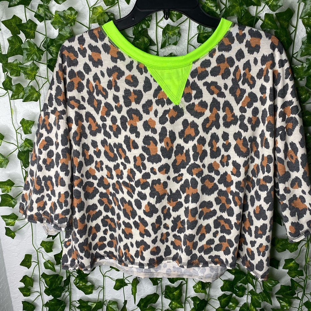 lime and cheetah tee